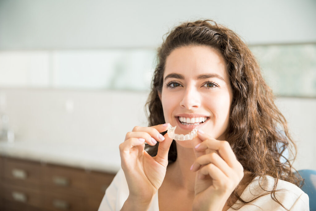 The Dangers of DIY Teeth Straightening Aligners